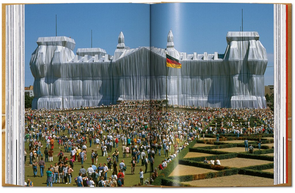 Christo & Jeanne-Claude: 40th Anniversary Edition