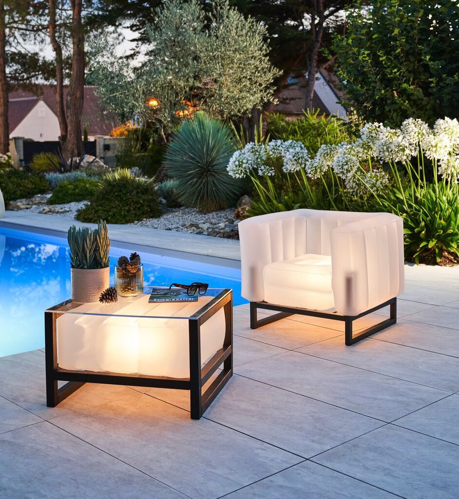 Yomi Armchair in Frosted White