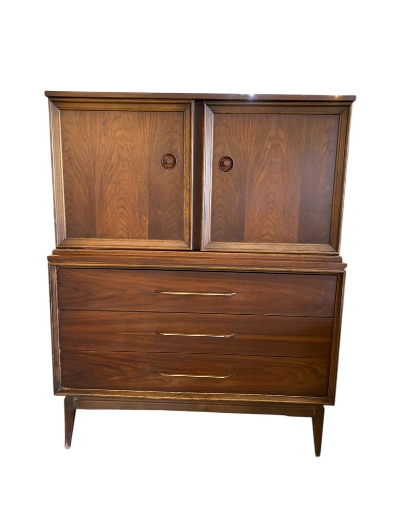 Mid Century Bassett Gentleman's Chest