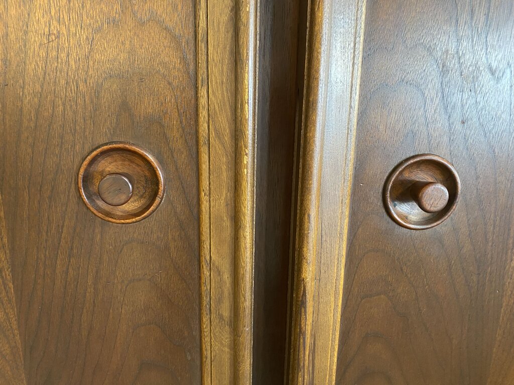 MID CENTURY BASSETT GENTLEMAN'S CHEST