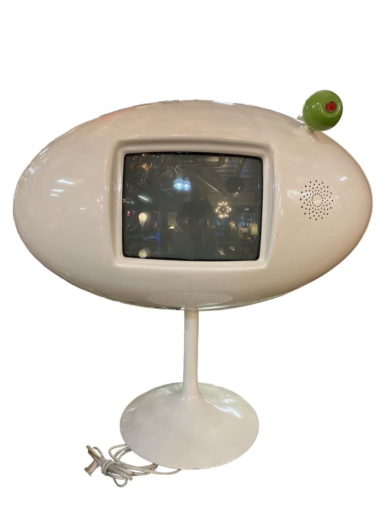 Orbit Television Made by Mercury 7 (1 of 5 made in this color) - Canada - by Peter Andringa 1997
