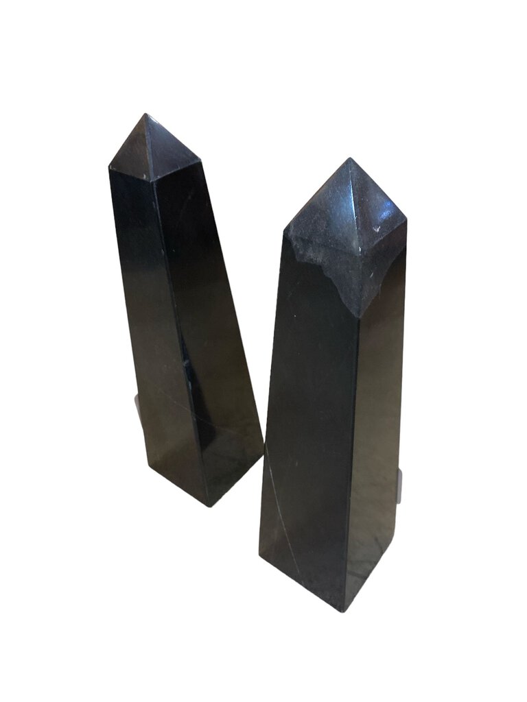 Polished Granite Veined Black Pair of Obelisks (Set of 2))