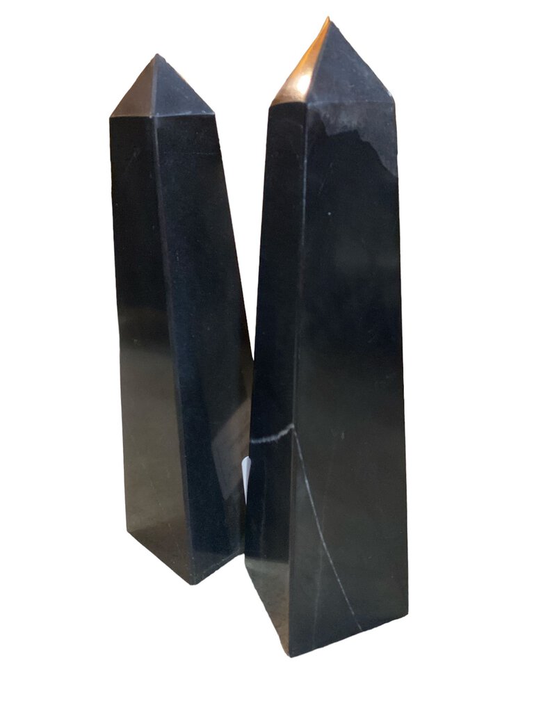 Polished Granite Veined Black Pair of Obelisks (Set of 2))