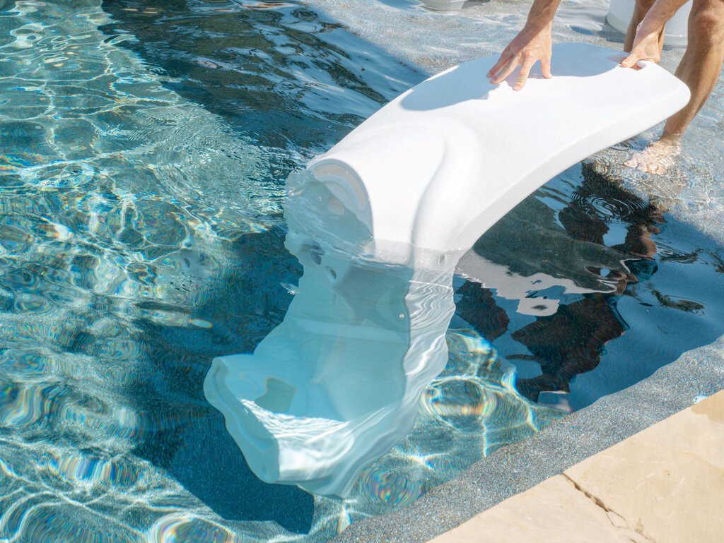 Laylo Pool Lounger W/ Risers