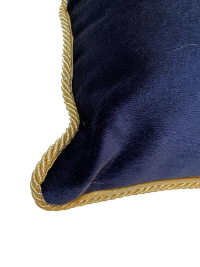 Velvet King Pillow