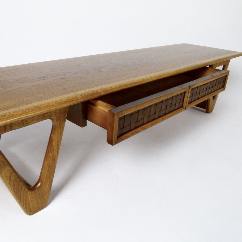 MID CENTURY LANE "PERCEPTION" COFFEE TABLE