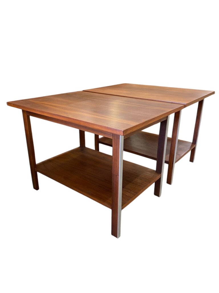 Paul McCobb Pair of Walnut Side Tables for Calvin Group - WONDERFUL Condition (Set of 2)