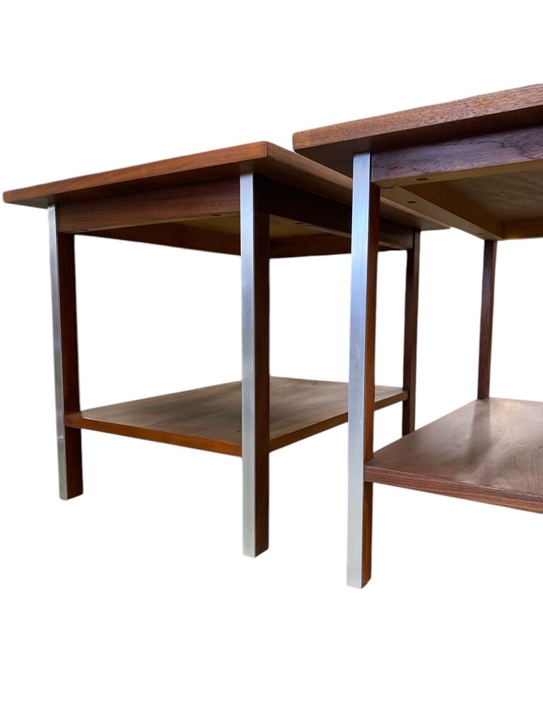 Paul McCobb Pair of Walnut Side Tables for Calvin Group - WONDERFUL Condition (Set of 2)