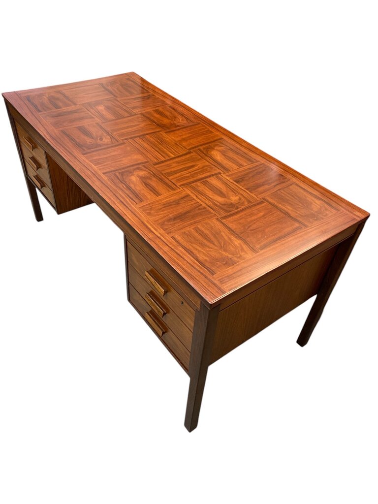 Scandinavian Modern Rosewood Desk PS Heggen of Norway (original key in left drawer)