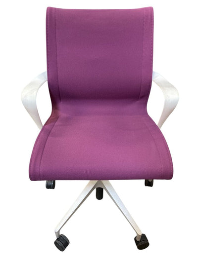Herman Miller Setu Swivel Chair