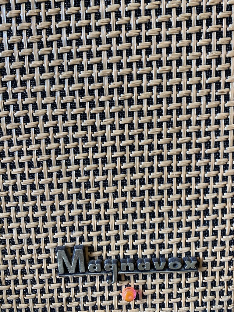 Mid Century MAGNAVOX Stereophonic High Fidelity Record Changer Player Stereo Console