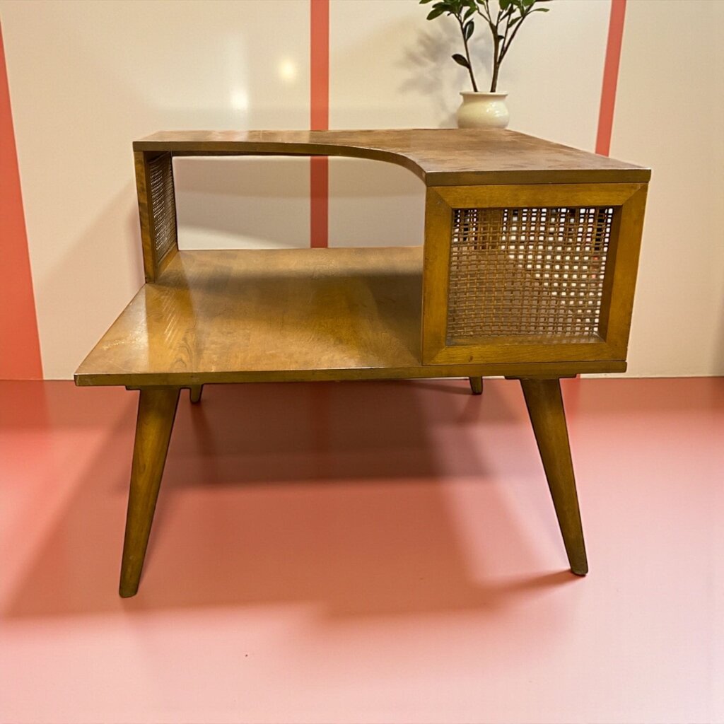 Mid Century Conant Ball Leslie Diamond Corner Table