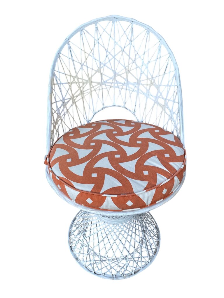 MCM Russell Woodard Outdoor Dining Set with 47" Table and Four Chairs (Set of 5)