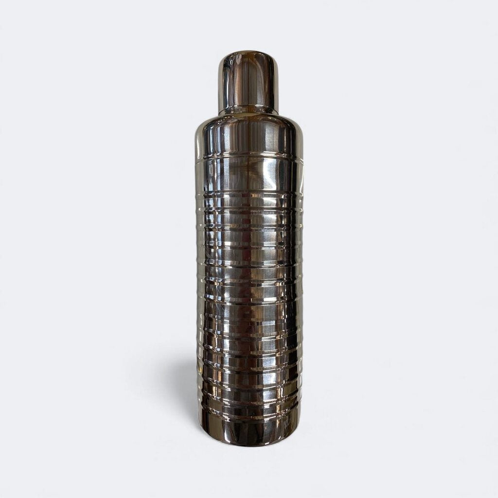 Striped Cocktail Shaker in Polished Steel