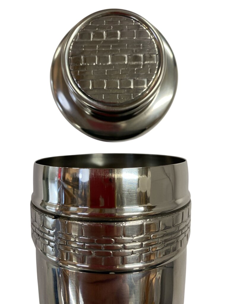 Crocodile Cocktail Shaker in Polished Steel