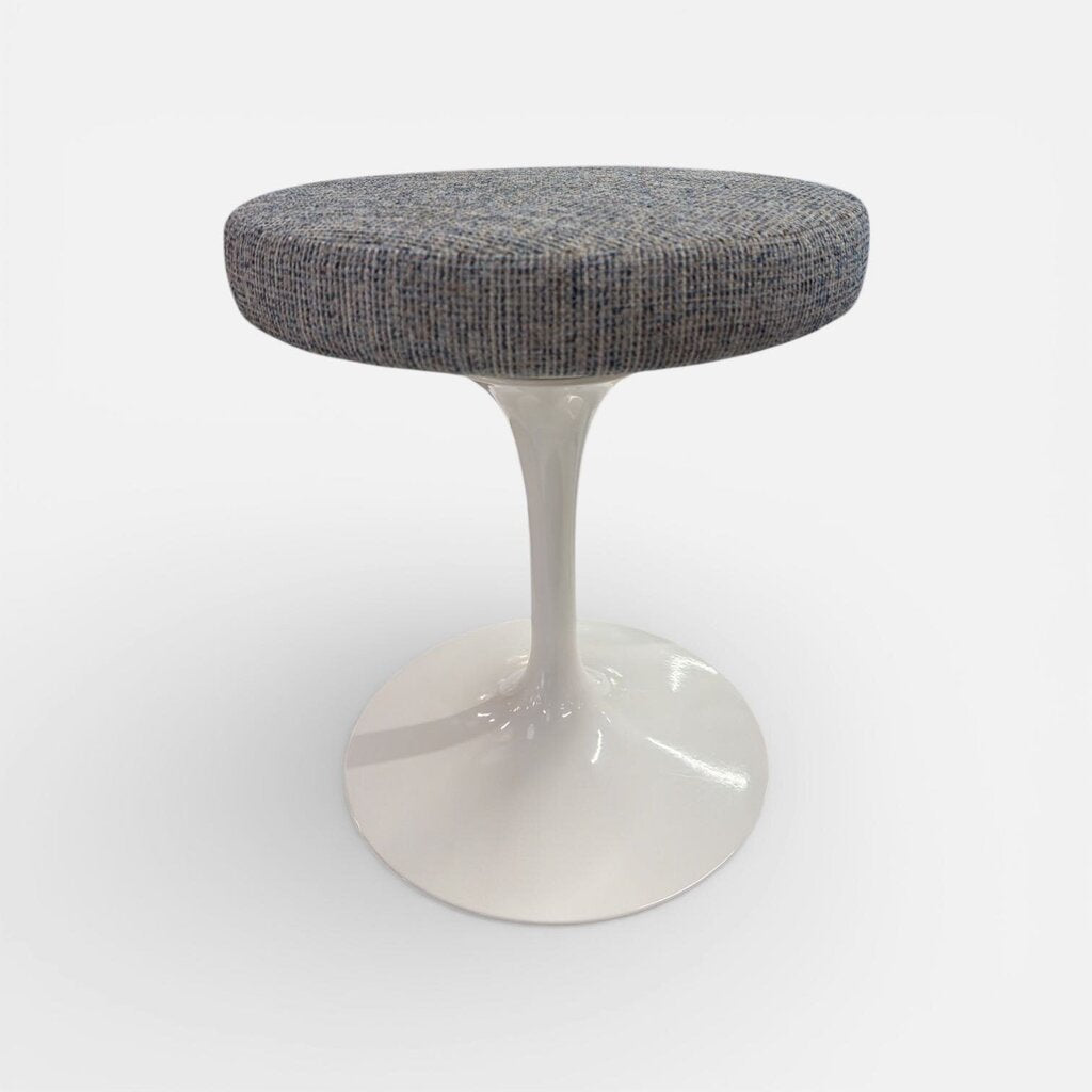 Knoll Saarinen Stool - New Knoll Textile
