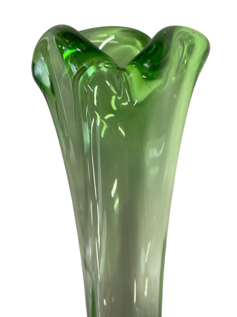 Vintage MCM Green Glas Swung Vase