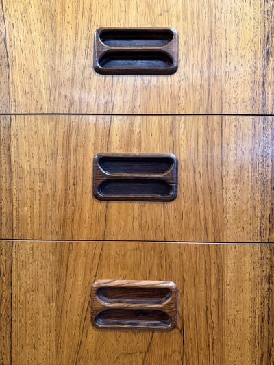 Mid Century Danish Modern Rosewood 6 Drawer Chest