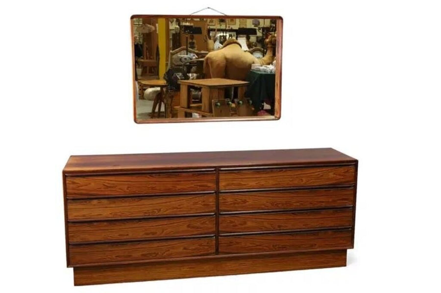 Mid Century Westnofa Rosewood 8 Drawer Dresser w/Mirror