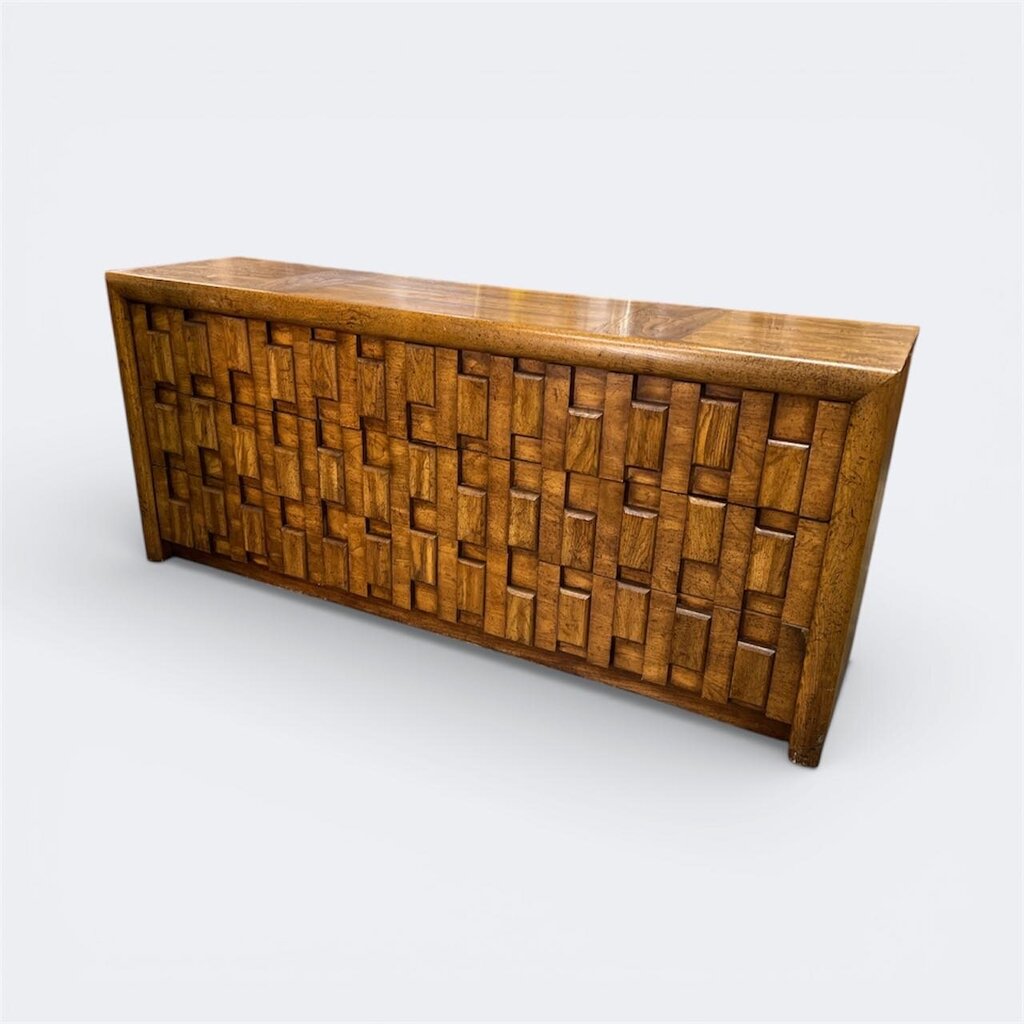 Mid Century 9 Drawer Dresser