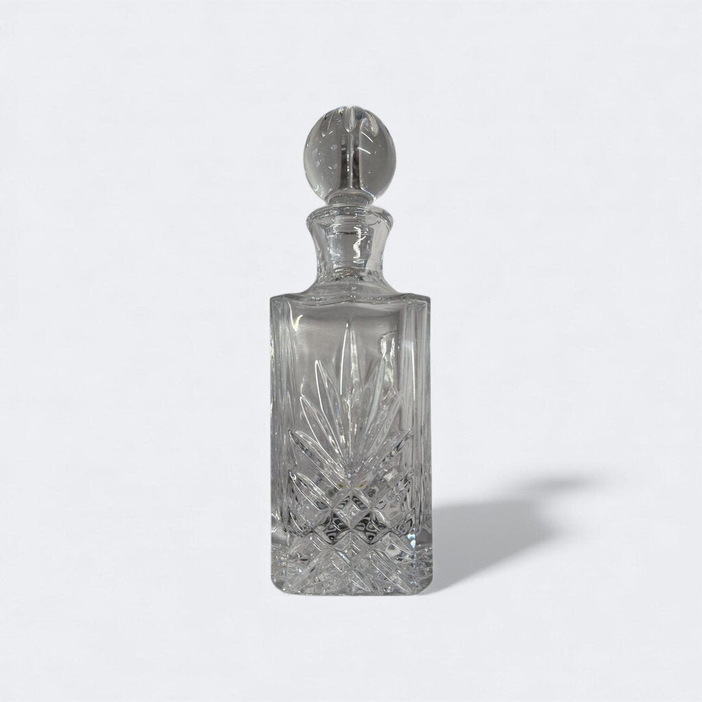 Crystal Decanter with Pineapple Motif