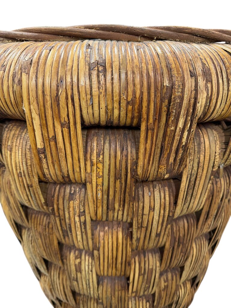 Large Woven Rattan Planter w/ Cloth Liner