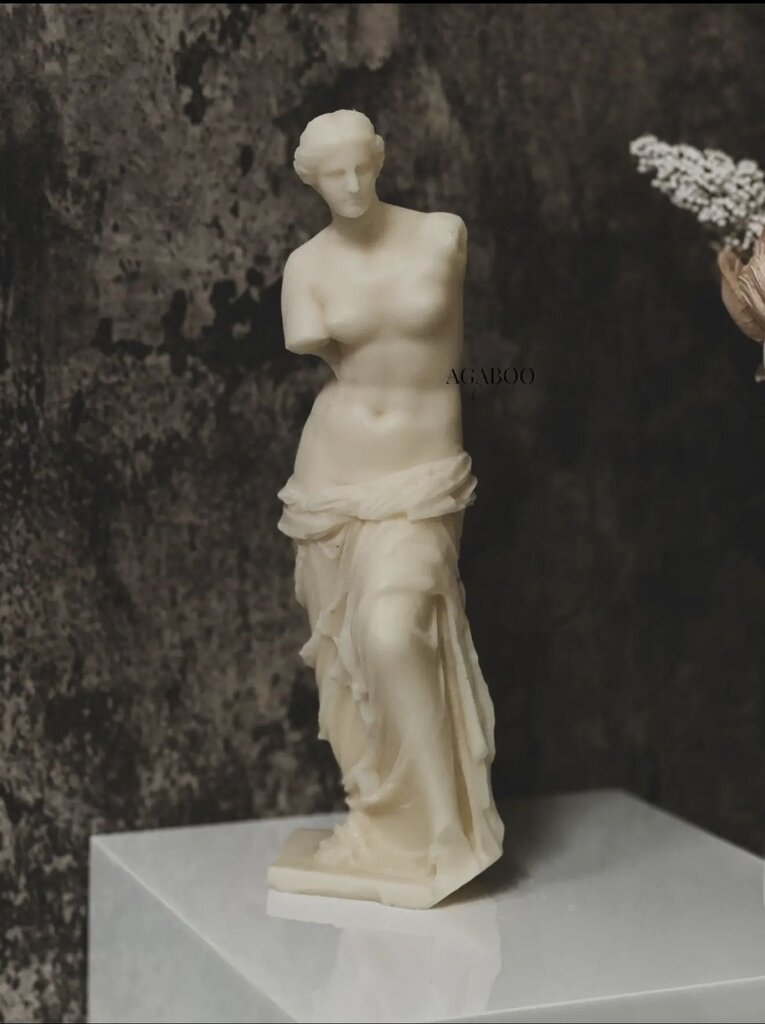 Venus Sculptural Candle
