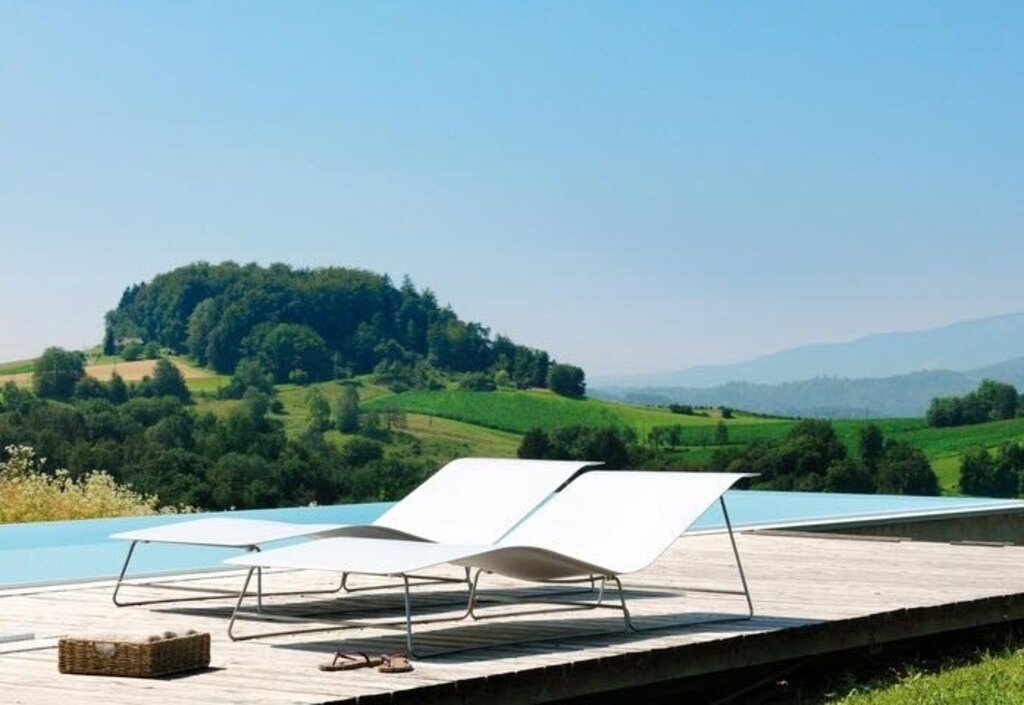 Slim Relax Sunlounger