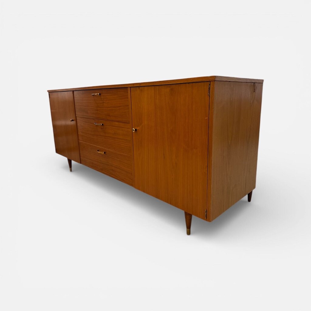 Lane Mid Century Modern Walnut Credenza