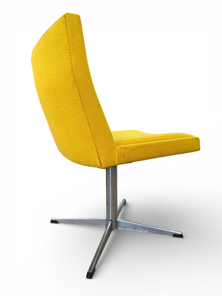Mid Century Doerner Faultless Style Chair