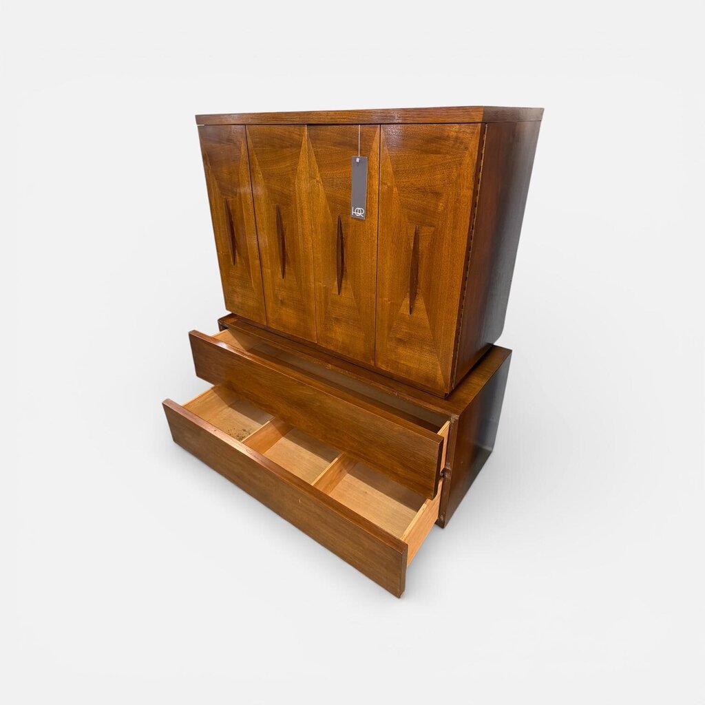 Mid Century 1960's American of Martinsville Walnut Chest of Drawer