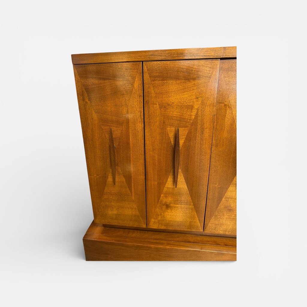 Mid Century 1960's American of Martinsville Walnut Chest of Drawer