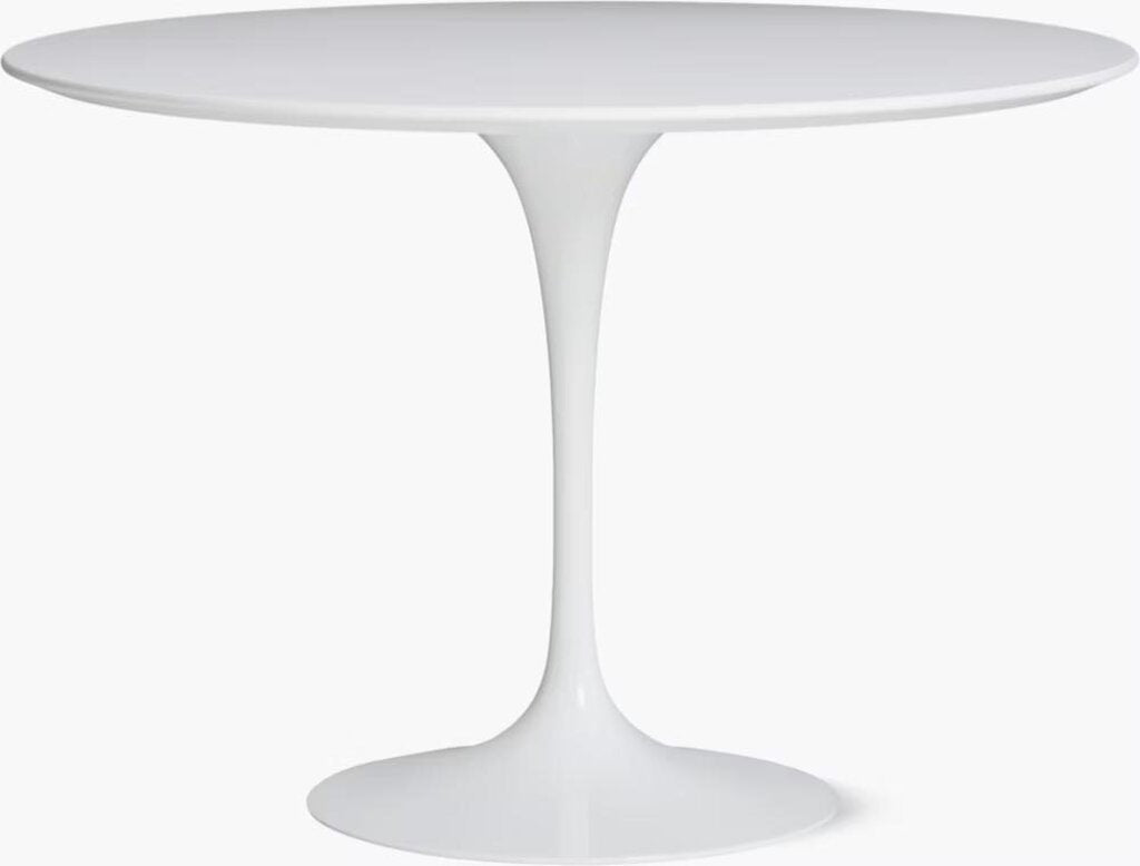 Saarinen 42" 'Round Dining Table