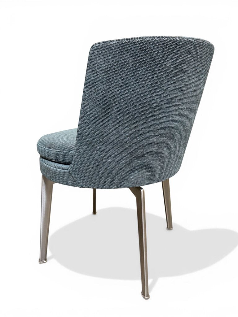 Set of Four Flexform "Feel Good" Aluminum Frame Dining Chairs (Set of 4)