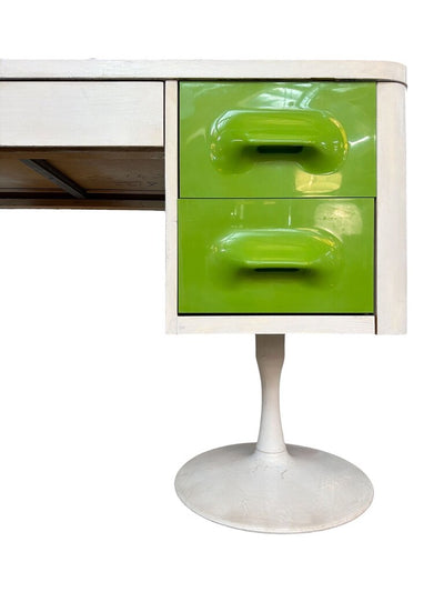 Mid Century 1970's Broyhill Premier Chapter 1 Series Desk