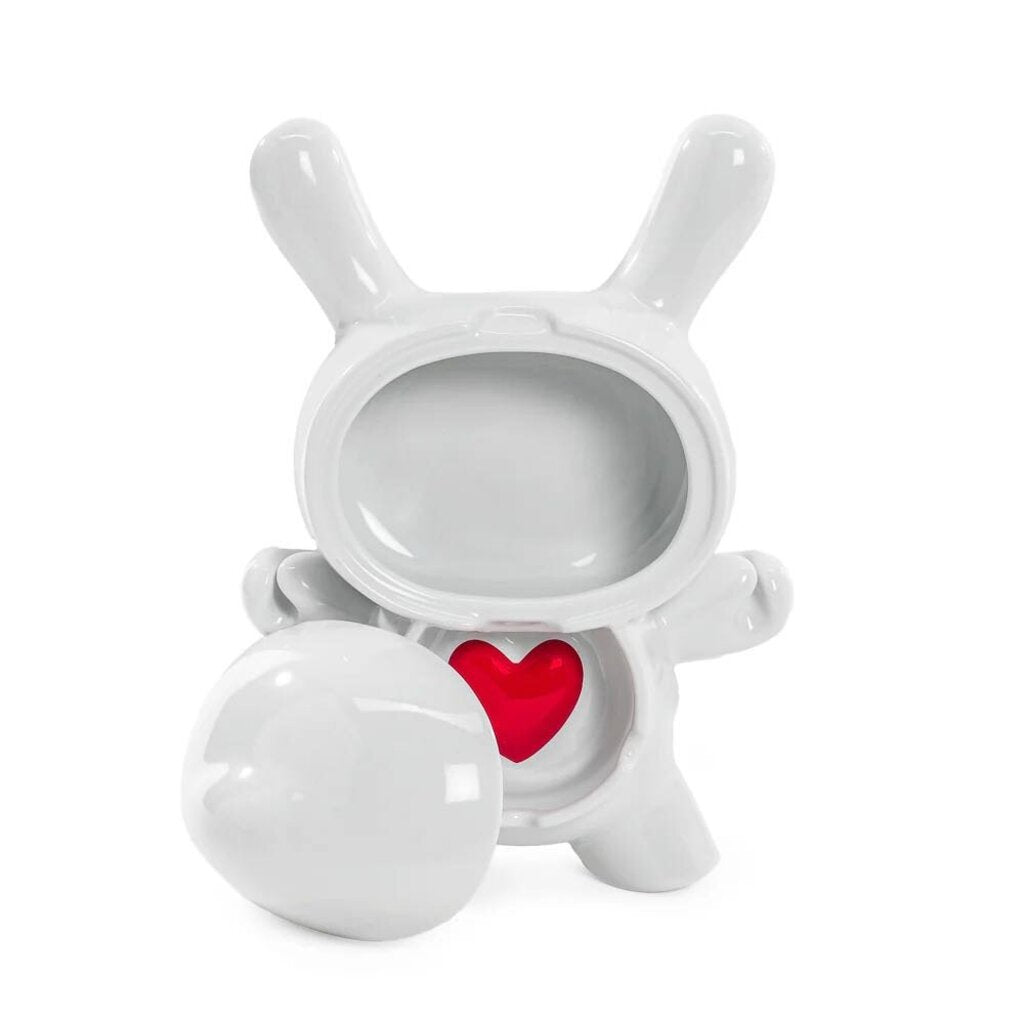 L.I.E. (LOVE ISN’T EASY) Dunny Ceramic Ashtray: PURE Edition