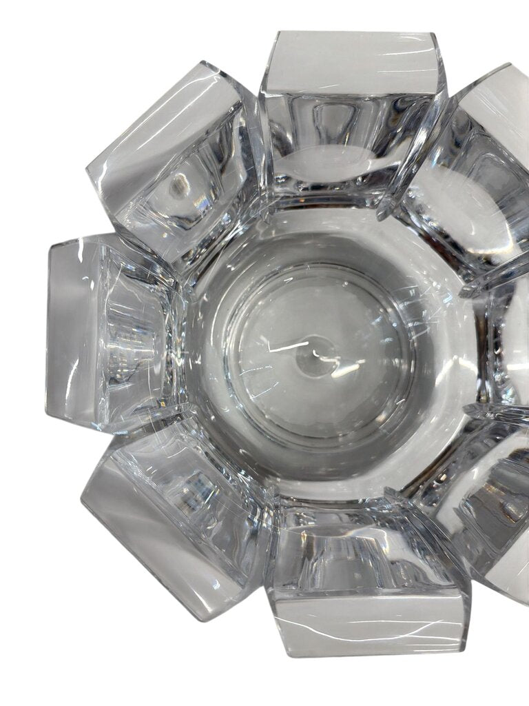 Mid Century Modern Lucite Display Bowl - Luxurious