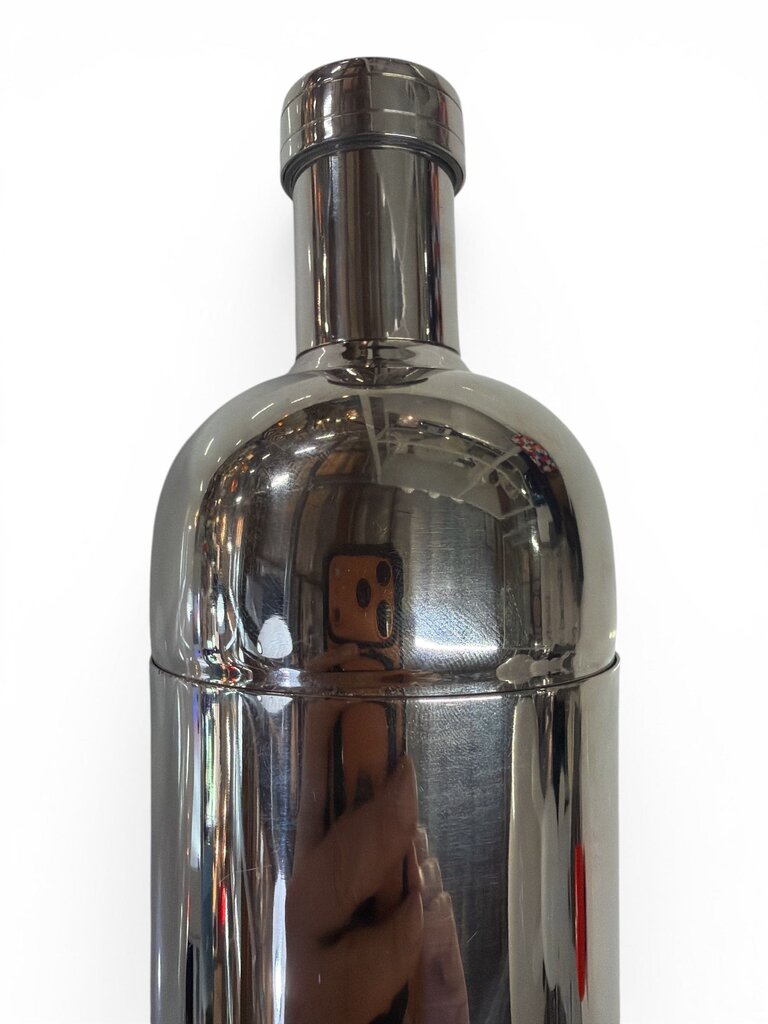 Cool Chrome Cocktail Shaker