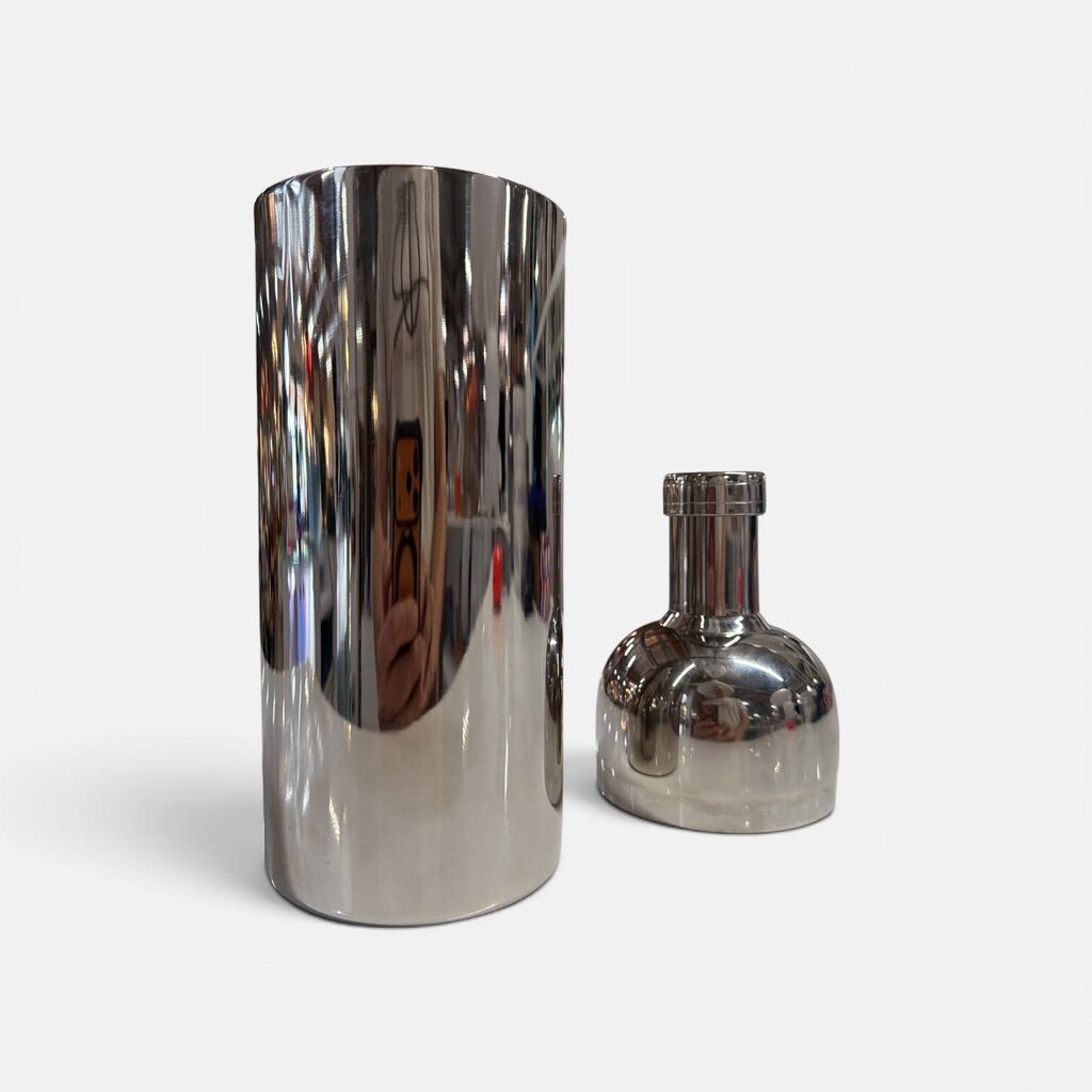 Cool Chrome Cocktail Shaker