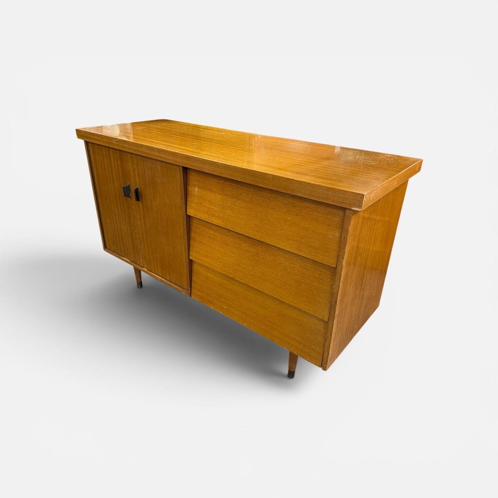 MID CENTURY MODERN SERVER