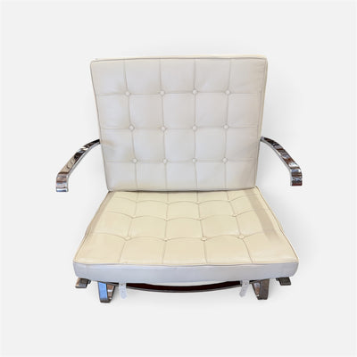 Mies  van der Rohe  Tugenhat Armchair