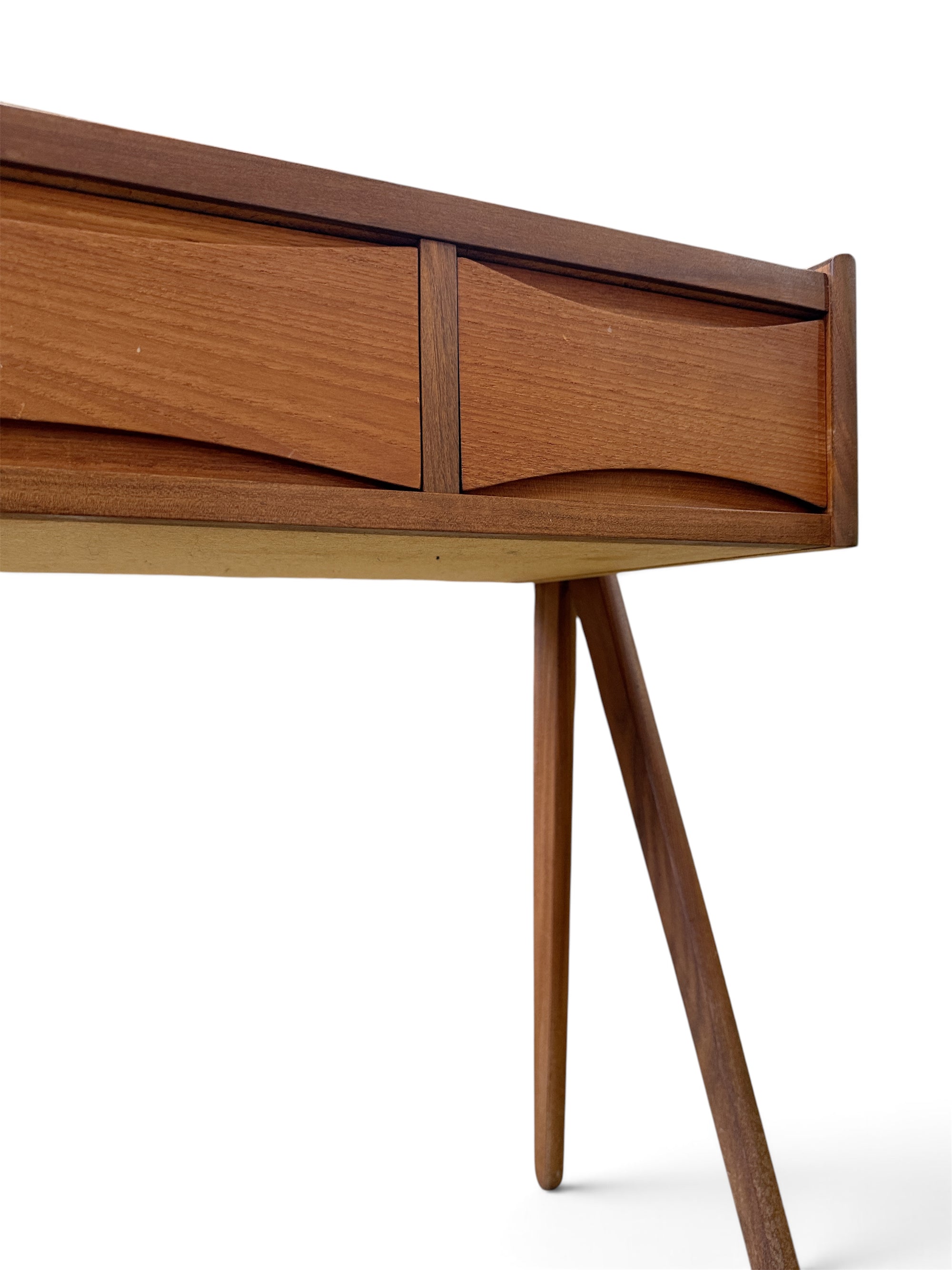Arne Vodder for Olholm Mobelfabrik Mid-century Teak Dressing Table