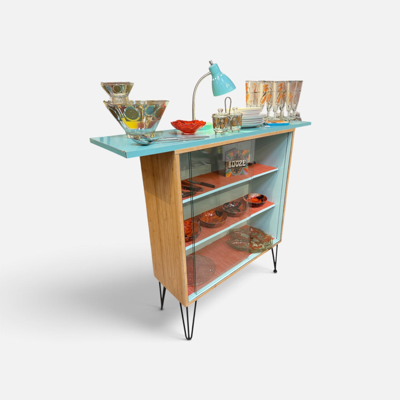 Bamboo and Aqua Tiki Bar (17-25M1786)