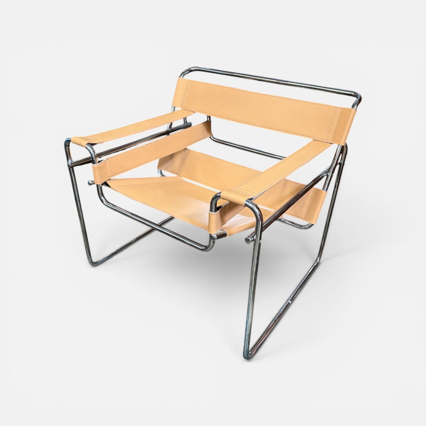 VASSILY Style Lounge Chair