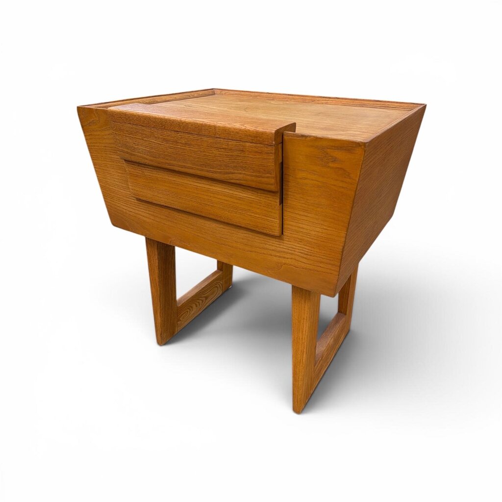 Mid Century Pair of Trapezoidal Side Tables by Paul Laszlo for Brown-Saltman (Set of 2)
