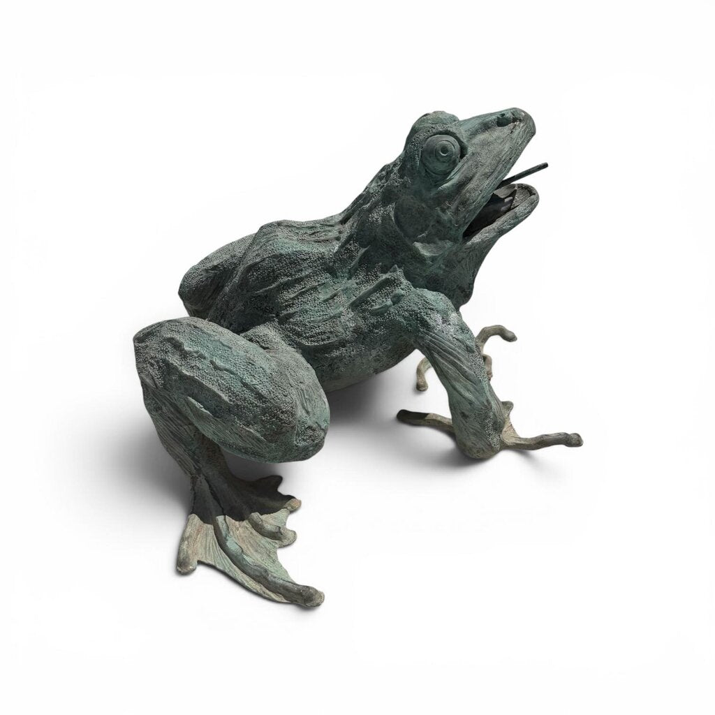 Large Bronze Toad Fountain Frog