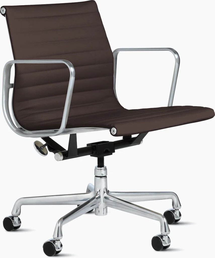 Eames Aluminum Group Chair